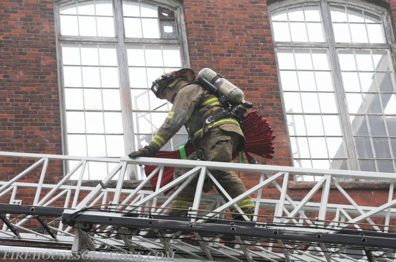 Thread mill in Pawcatuck
5-27-15